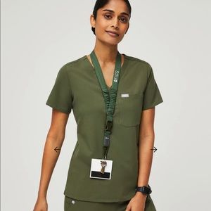 Figs dark olive green Scrub set